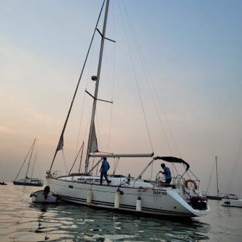Rucha Shukla's Review for Sailing at Gateway of India, Mumbai (Jeanneau 45 Yacht)