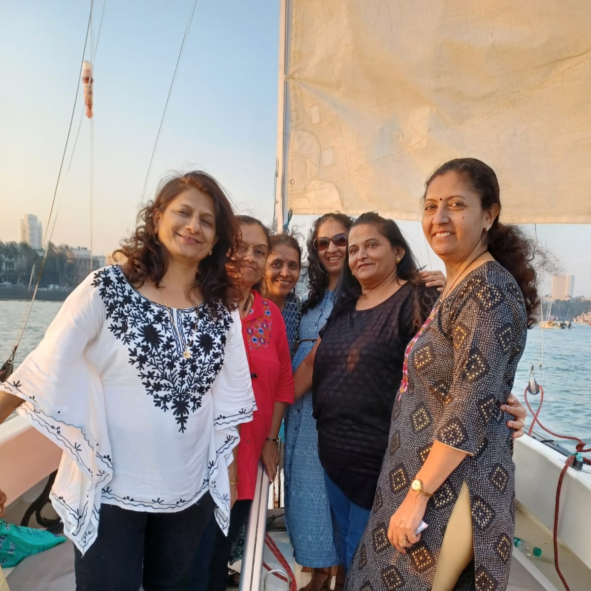 Shrishti Gariba Leisurekart Review