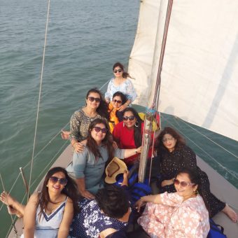 Dimple Mody's Review for Mac 30 Yacht - Sailing at Gateway of India, Mumbai