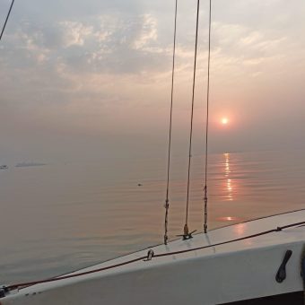 Mitali Gautam's Review for Sailing at Gateway of India, Mumbai (Seabird Sailboat)