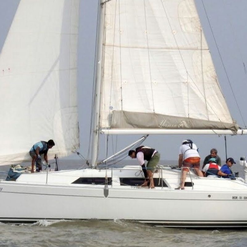 Hanse 325 Yacht - Sailing at Gateway of India, Mumbai