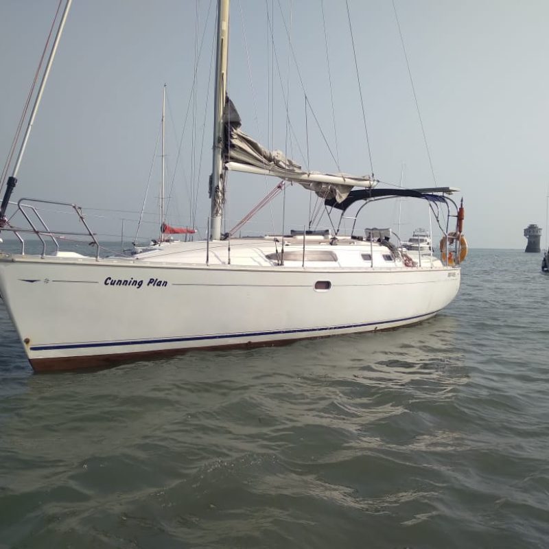 Jeanneau 34 Yacht Charter Mumbai 2