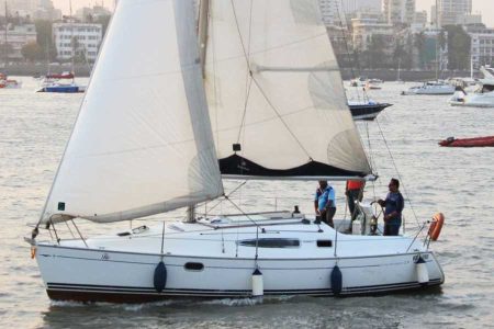 Sailing at Gateway of India, Mumbai (Jeanneau 29 Yacht)