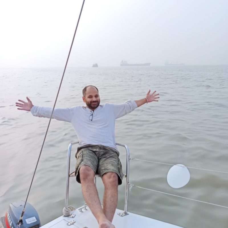 VG 30 Yacht - Sailing at Gateway of India Mumbai