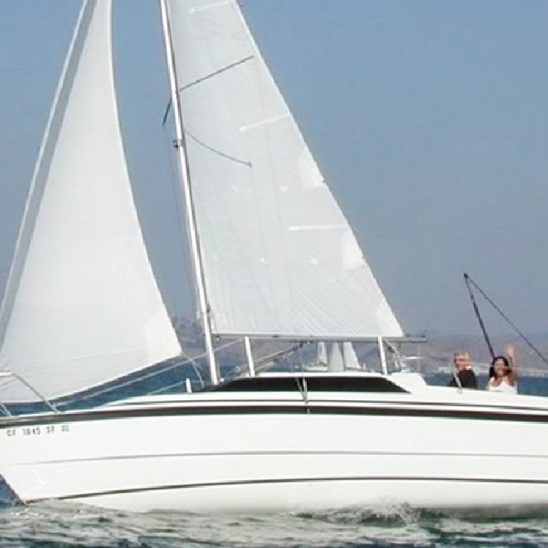 Yacht Sailing in Mumbai at Gateway of India. Macgregor 26 Yacht